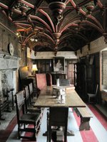 Bunratty_Castle_2.jpg