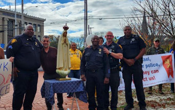 Over 1,100 Rosary Rallies for Police who Maintain Law and Order!