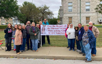 1,071 Rosary Rallies All Across America Fight for the Unborn