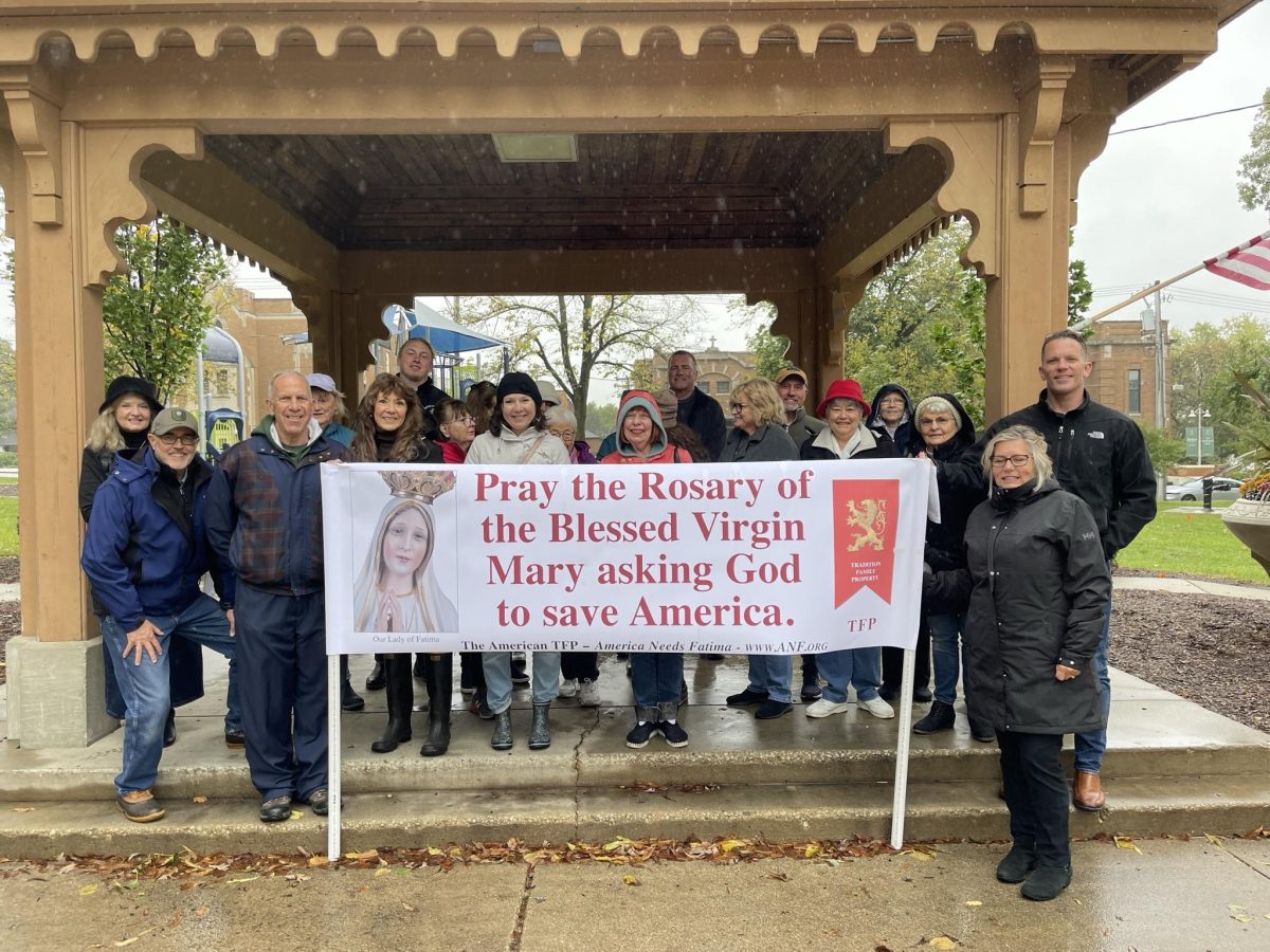 1,000 Rosary Rallies Honor Saints Jacinta and Francisco