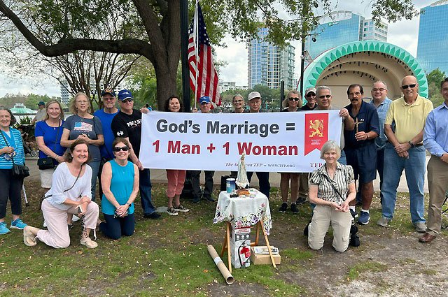 Over 1,000 Americans held Rosary Rallies to honor Traditional Marriage this March - Orlando, Florida