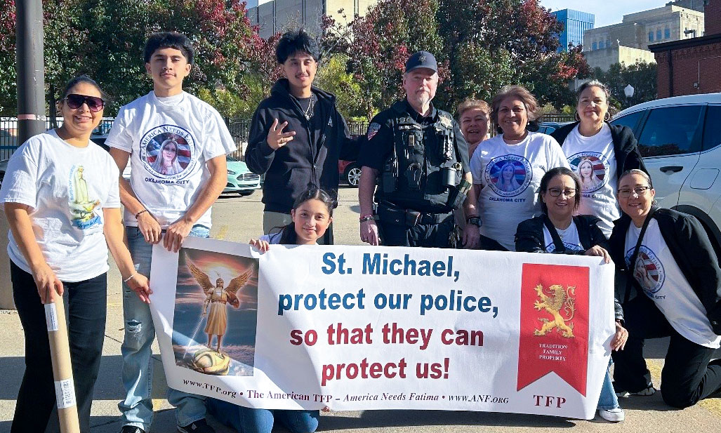 Praying for the Police: More than 1,200 Rosary Rallies Held in Thanks