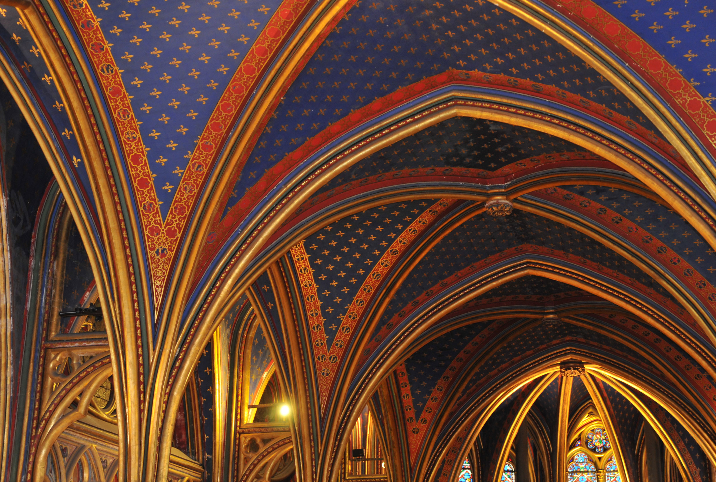 Visiting Sainte-Chapelle: A Sublime Experience that Cleanses the Soul
