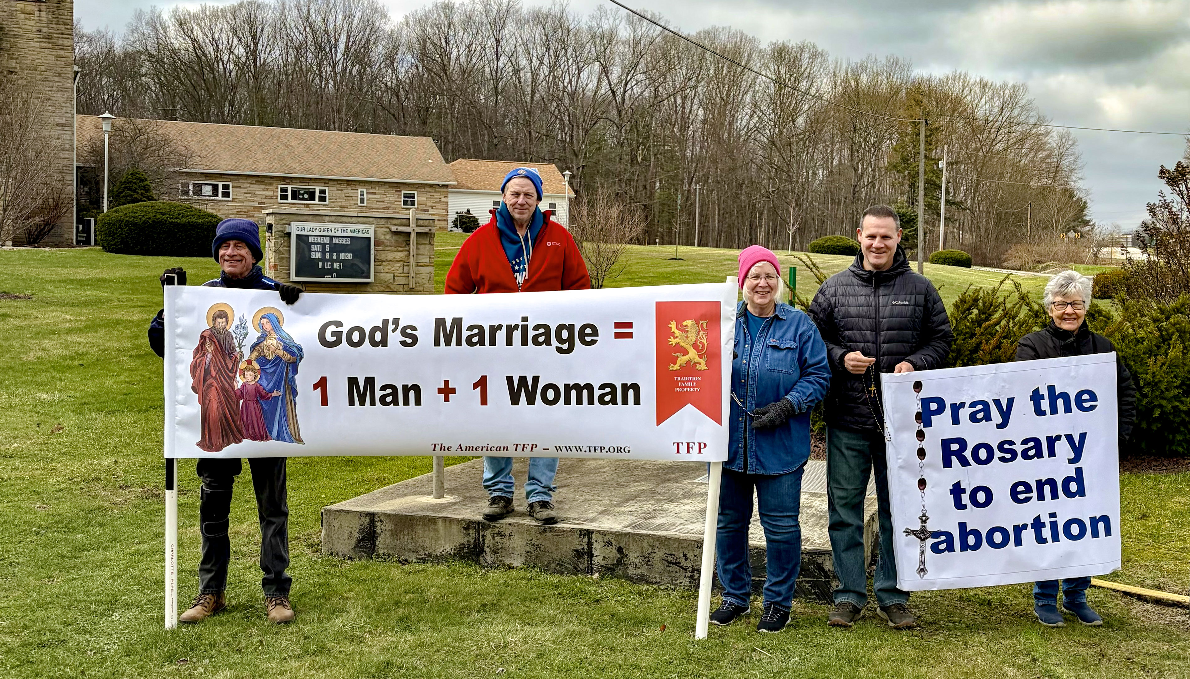 Defending God’s Marriage: 1,160 Rosary Rallies Take Place in America’s Public Square