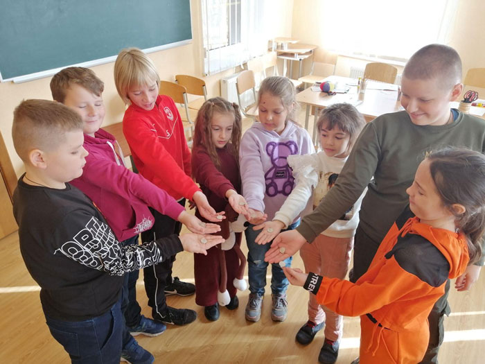 TFPs Offer Spiritual Strength to Ukrainian Under Fire