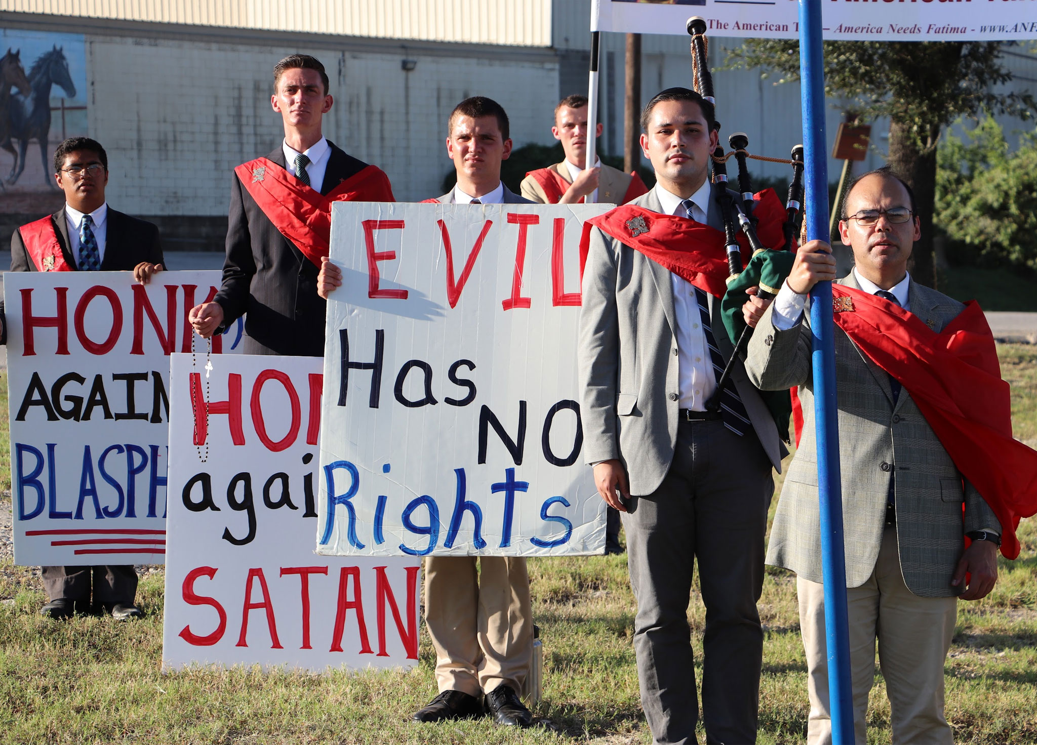 “Satan Is The Eternal Loser!”: The Devil’s Head Is Crushed Again in Austin