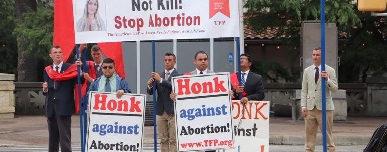 In Texas, TFP Summer Caravan Proclaims “Thou Shall Not Kill!”