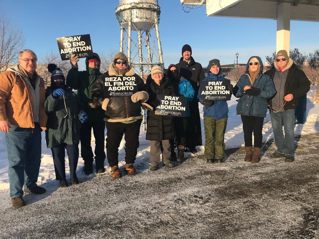 Captains Win Victory with 1,100 Rosary Rallies for Life!