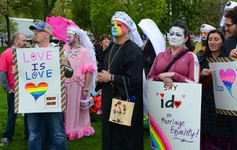 A Wave of Anti-Catholic Bigotry Sweeps America. Protest Now!