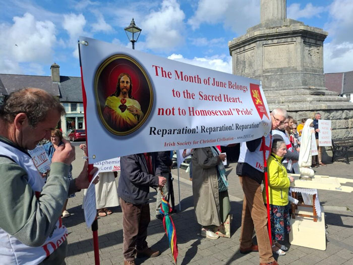 Victory in Ireland as Catholics Rally Around the Infant of Prague