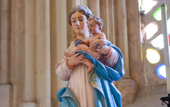 How Our Lady Gave Us Back the Color Blue